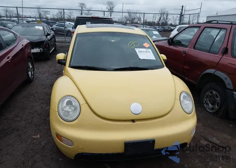 2002 Volkswagen New Beetle Gls from USA, damaged, VIN 3VWCB21C52M458724